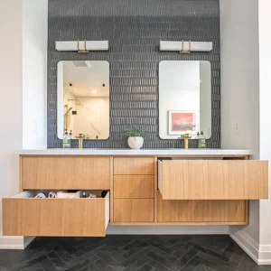 Banco / Apoio de Madeira